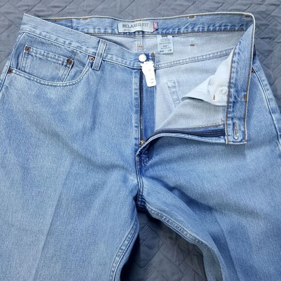 Levis Jeans Mens 38 X 38 Blue 550 Relaxed Fit Straight Medium Wash American - Picture 8 of 12